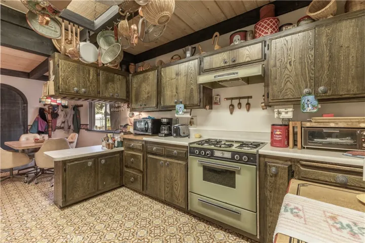 41819 41819 Chalet, Big Bear Lake, California 92315