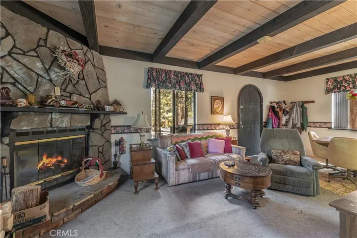 41819 41819 Chalet, Big Bear Lake, California 92315