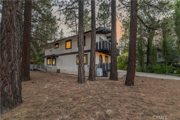 41819 41819 Chalet, Big Bear Lake, California 92315
