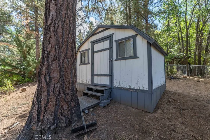 41819 41819 Chalet, Big Bear Lake, California 92315