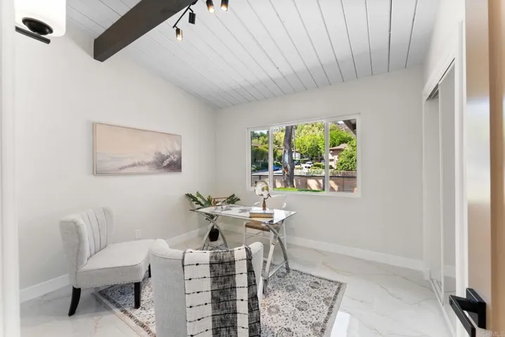 8211 Fanita Drive, Santee, California 92071