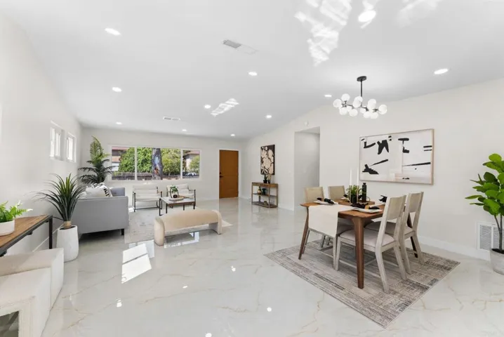 8211 Fanita Drive, Santee, California 92071