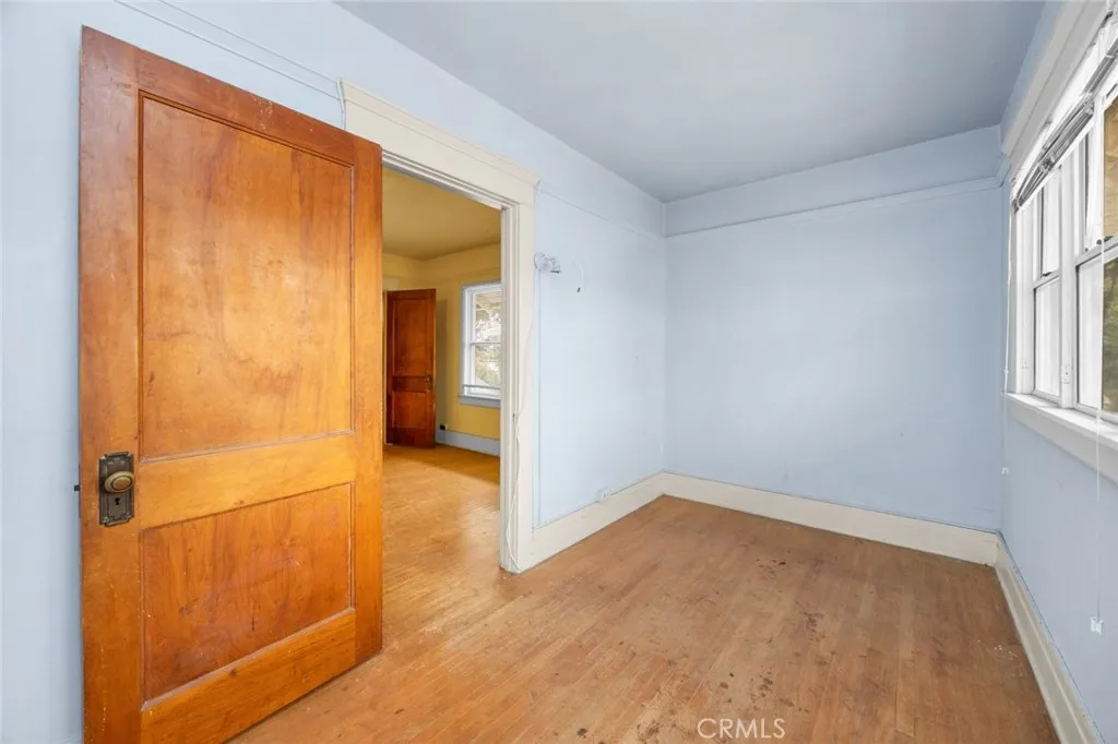 1931 1931 Buckingham, Los Angeles, California 90016 home-pic-29
