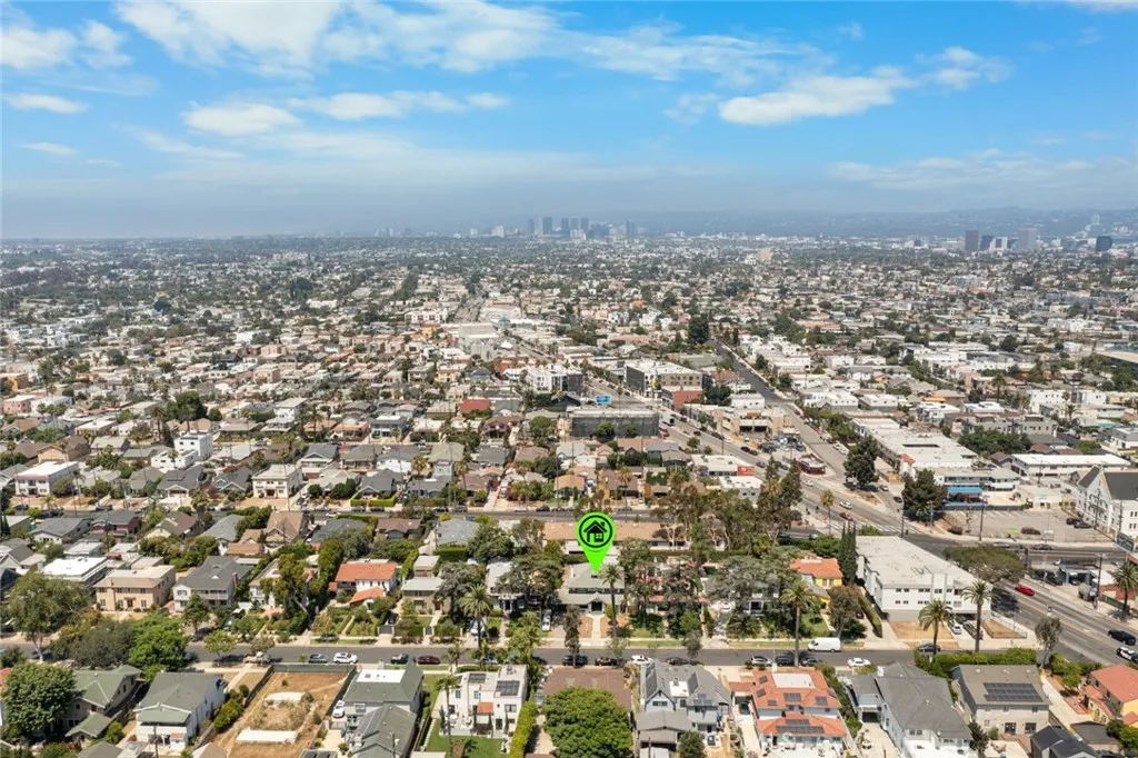 1931 1931 Buckingham, Los Angeles, California 90016 home-pic-22