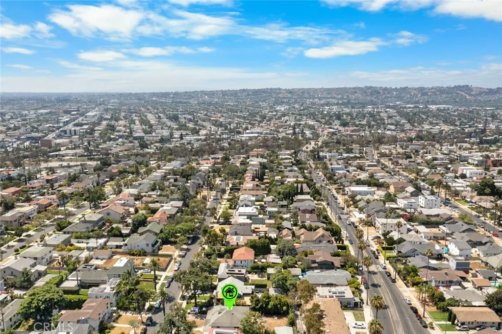 1931 1931 Buckingham, Los Angeles, California 90016 home-pic-6