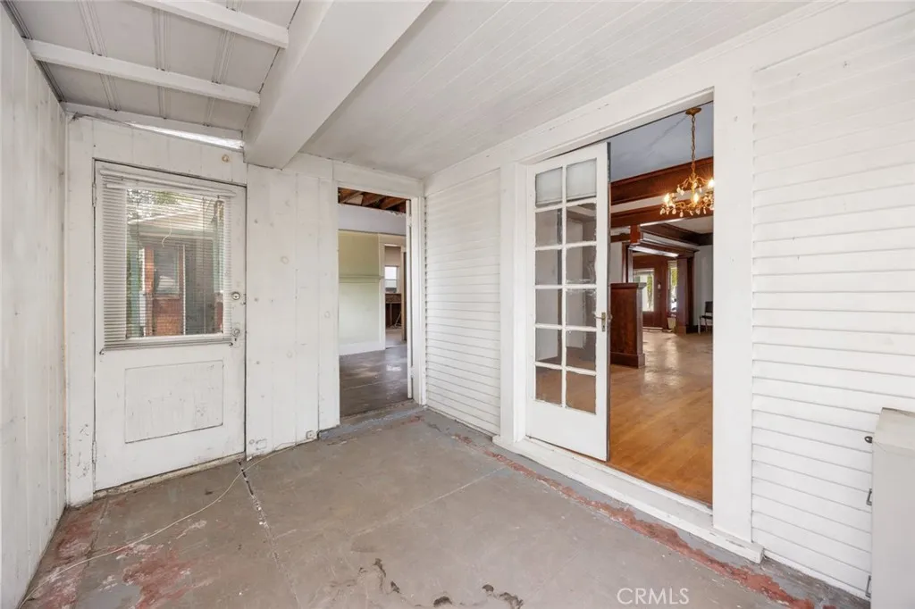 1931 1931 Buckingham, Los Angeles, California 90016 home-pic-15