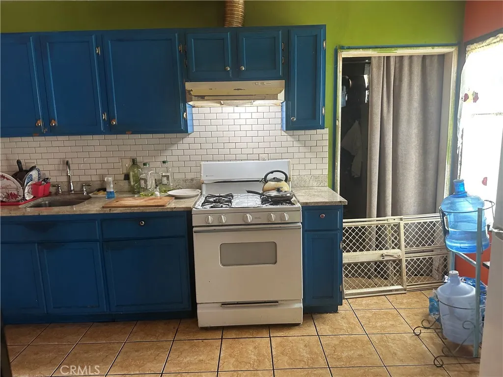 3802 Hill Street, Huntington Park, California 90255 home-pic-3