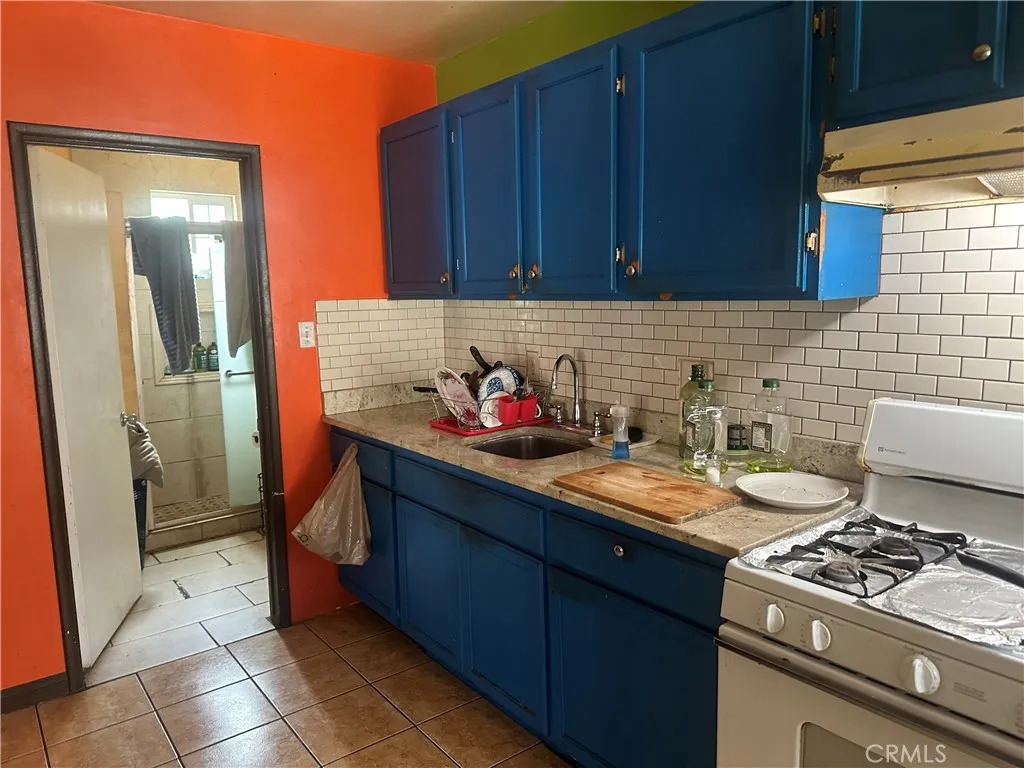 3802 Hill Street, Huntington Park, California 90255 home-pic-6