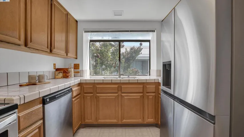 39943 Parada St B, Newark, California 94560