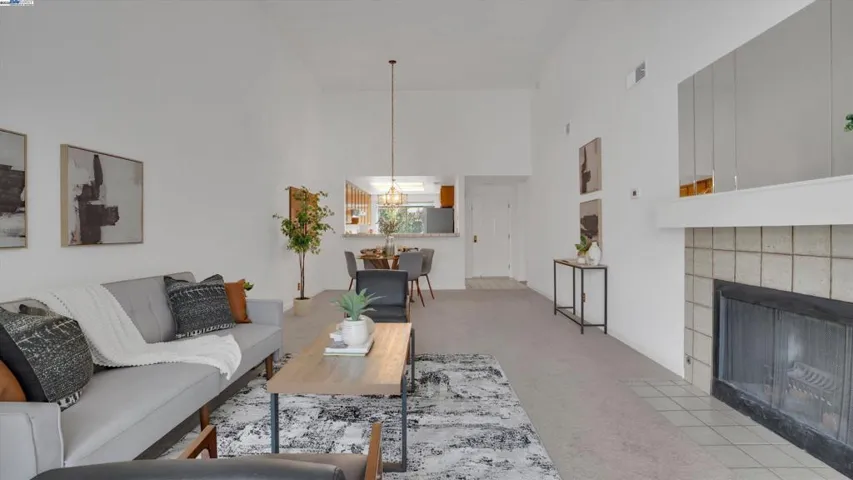 39943 Parada St B, Newark, California 94560