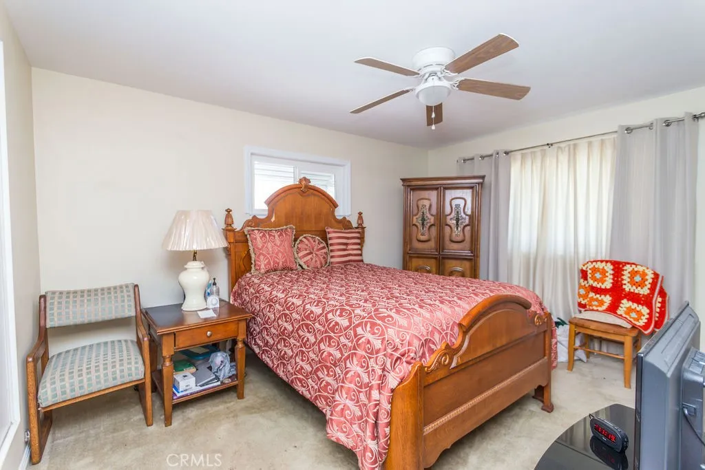 891 S State, Hemet, California 92543 home-pic-5