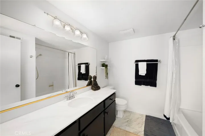 Upstairs full Bathroom 1