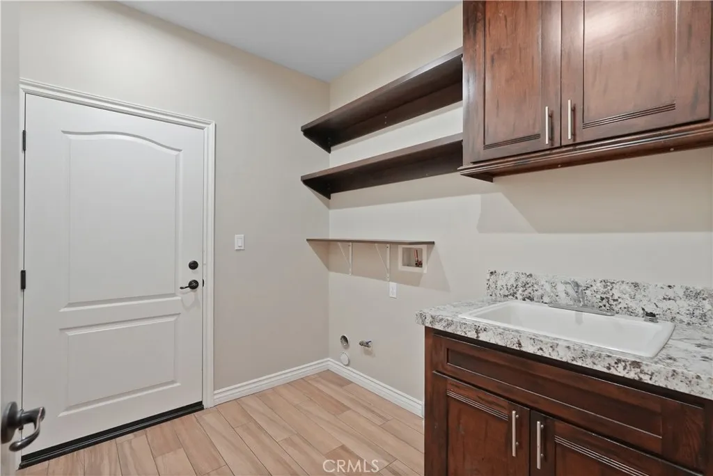 1018 W 15th Street, Upland, California 91786 home-pic-22