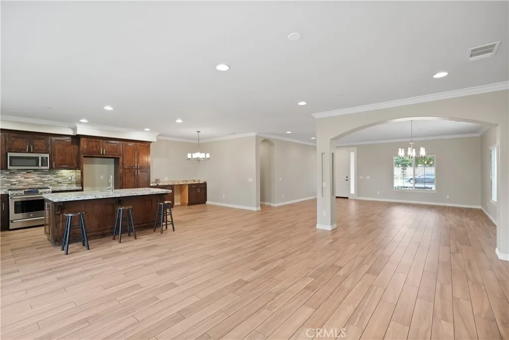 1018 W 15th Street, Upland, California 91786 home-pic-15
