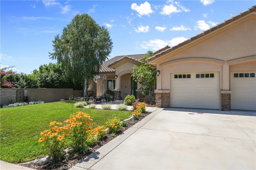 1018 W 15th Street, Upland, California 91786 home-pic-72