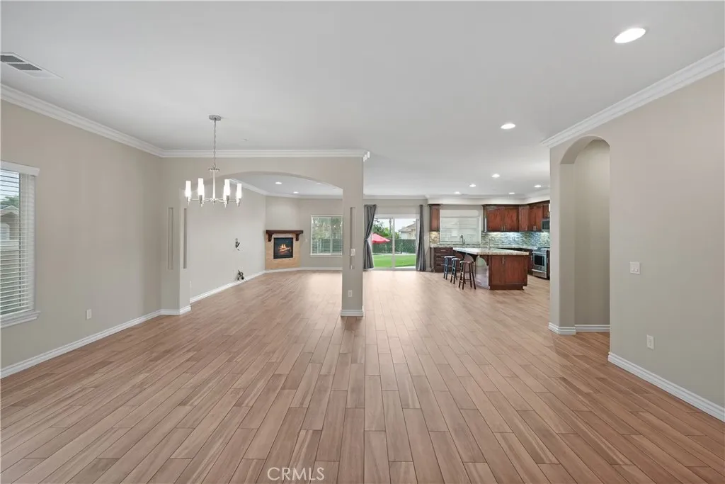 1018 W 15th Street, Upland, California 91786 home-pic-5