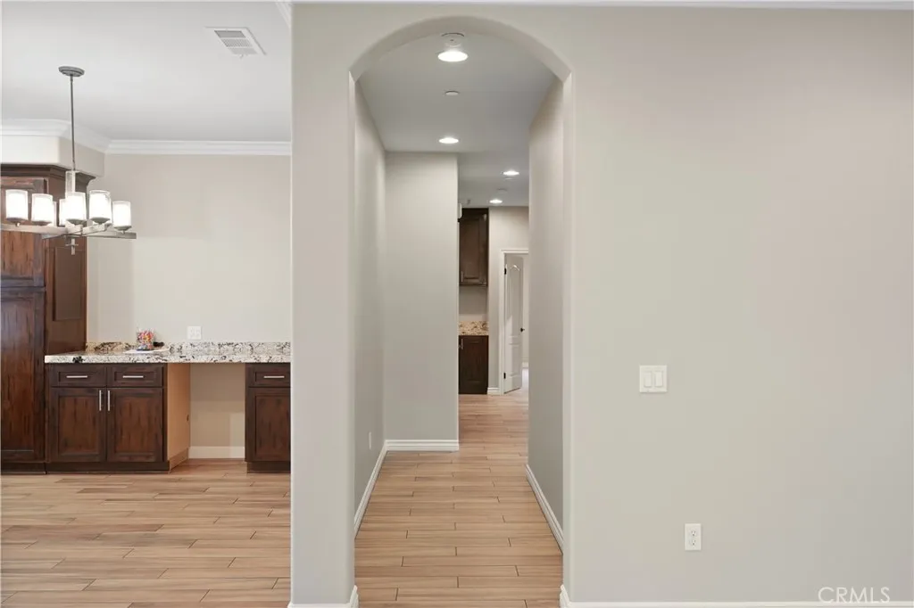 1018 W 15th Street, Upland, California 91786 home-pic-17