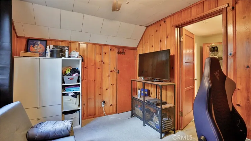 23747 Bowl Road, Crestline, California 92325
