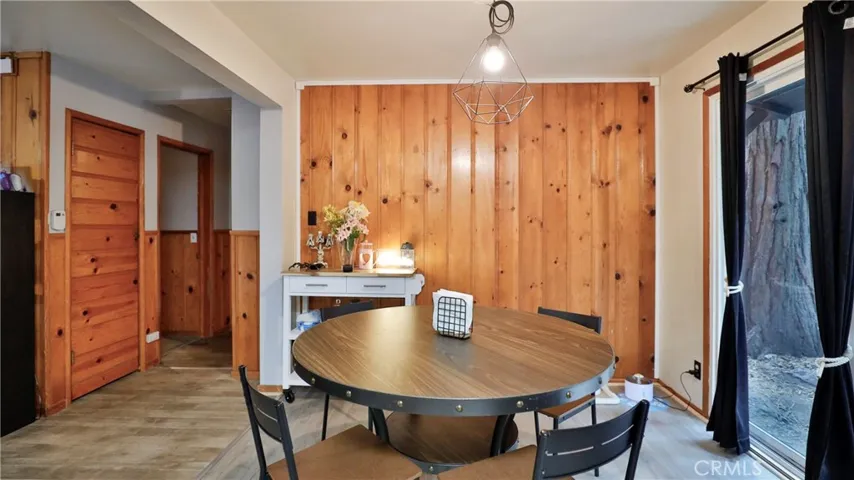 23747 Bowl Road, Crestline, California 92325