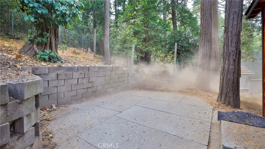23747 Bowl Road, Crestline, California 92325