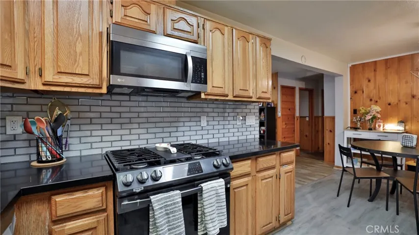 23747 Bowl Road, Crestline, California 92325