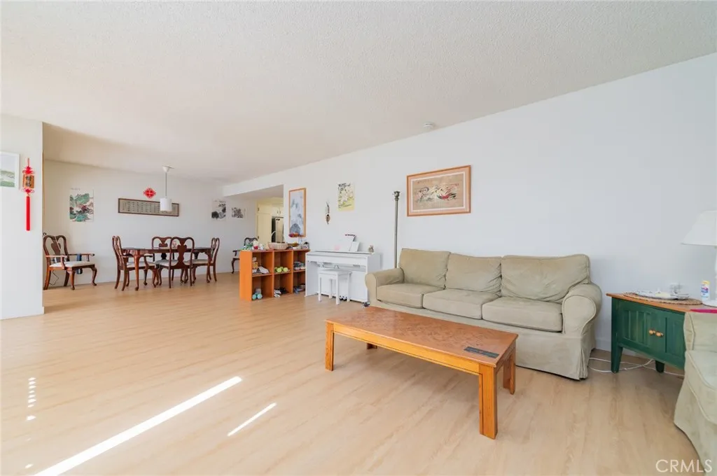3244 San Amadeo 2c, Laguna Woods, California 92637 home-pic-3
