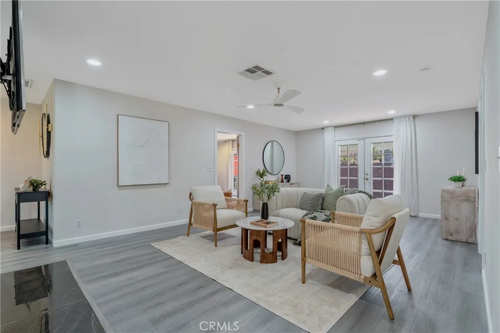 2747 El Caminito, La Crescenta, California 91214 home-pic-15