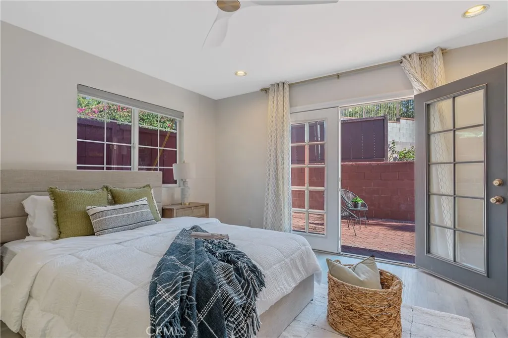 2747 El Caminito, La Crescenta, California 91214 home-pic-19