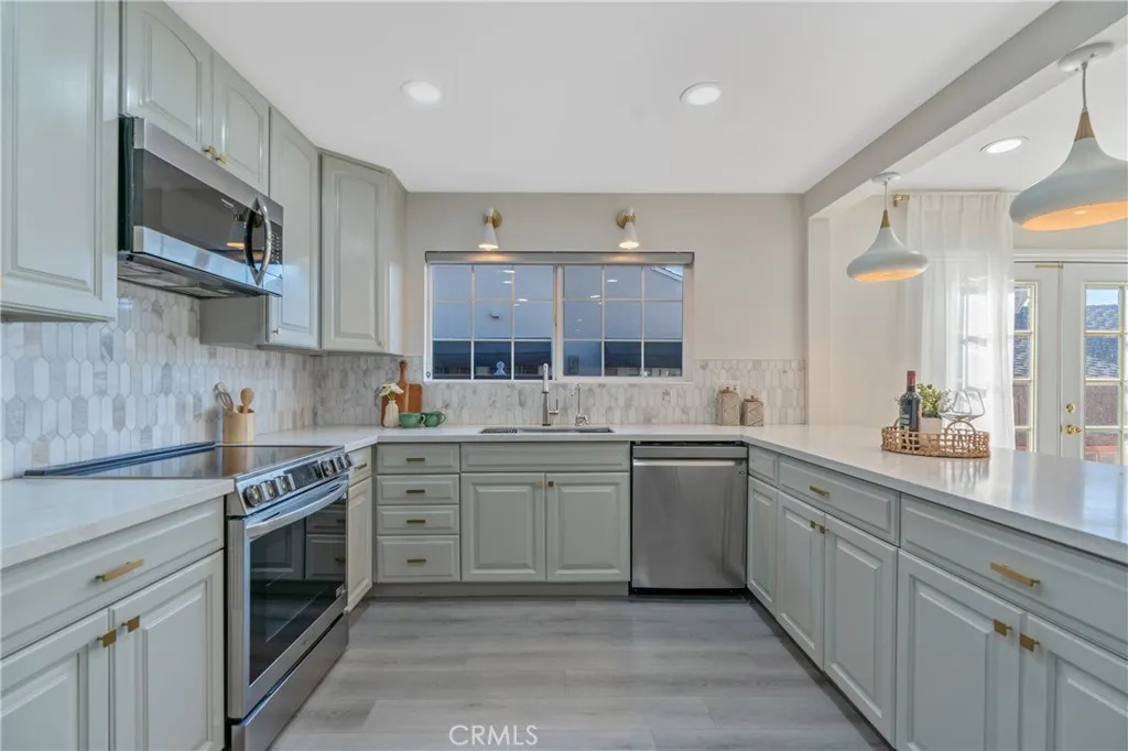 2747 El Caminito, La Crescenta, California 91214 home-pic-13