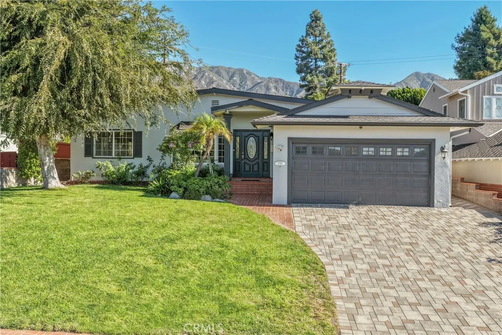 2747 El Caminito, La Crescenta, California 91214 home-pic-0