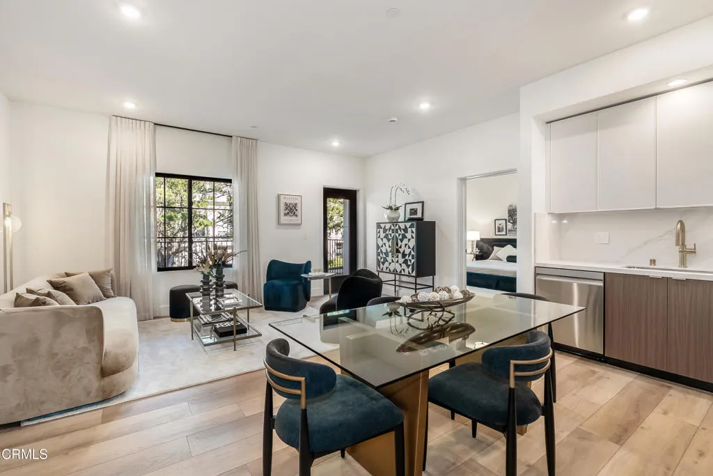 139 S Oak Knoll Avenue 202, Pasadena, California 91101 home-pic-6