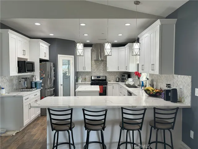 13970 13970 Bonanza Road, Victorville, California 92392