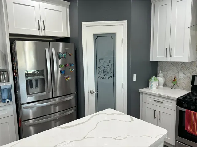 13970 13970 Bonanza Road, Victorville, California 92392