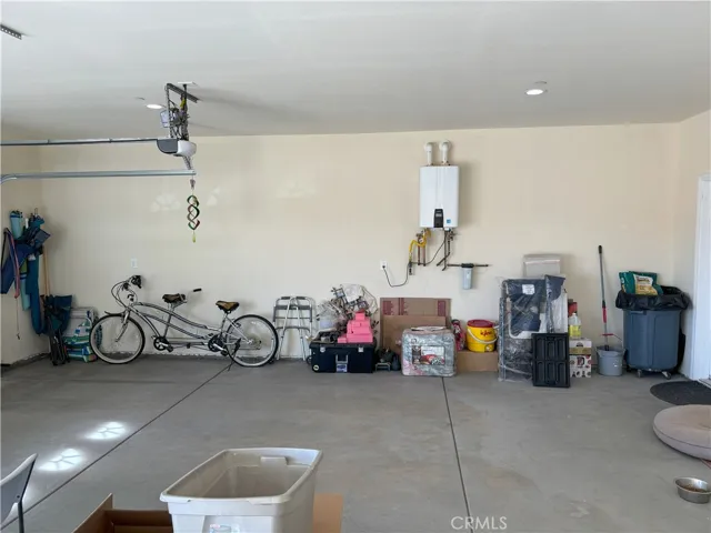 13970 13970 Bonanza Road, Victorville, California 92392