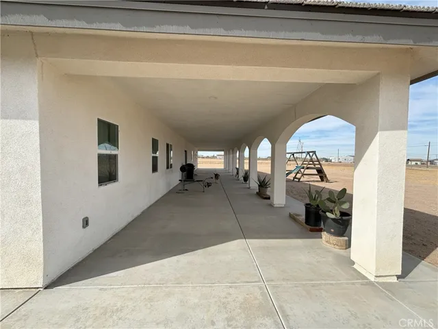 13970 13970 Bonanza Road, Victorville, California 92392