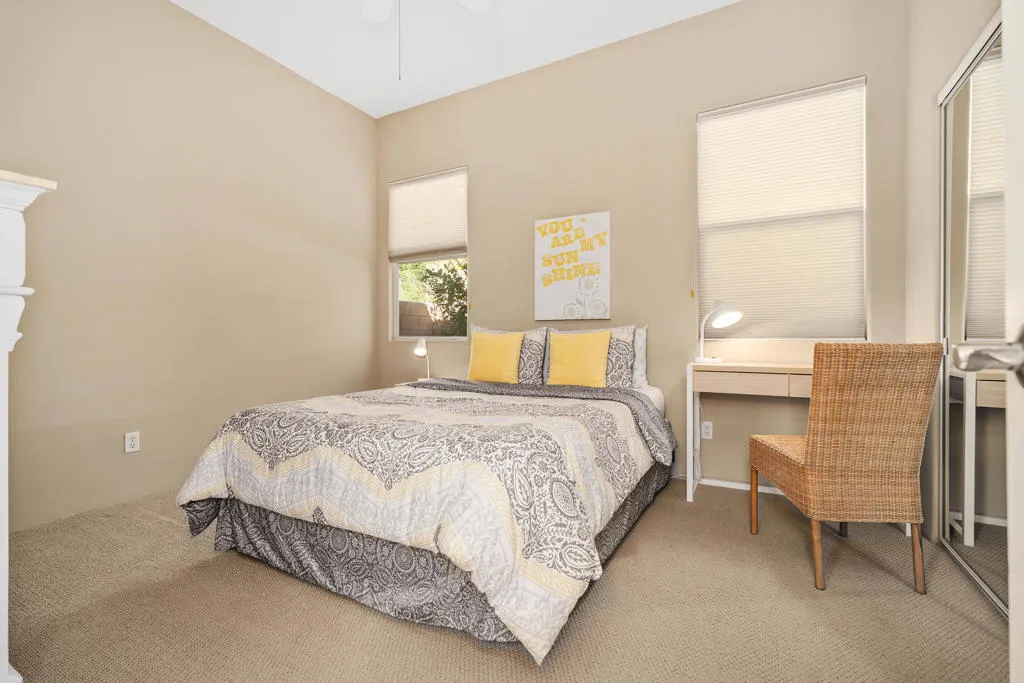 42 Marricopa Court, Palm Desert, California 92211 home-pic-24