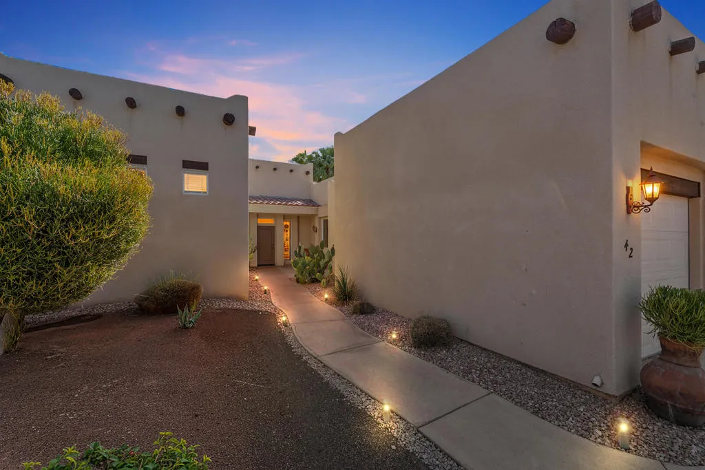 42 Marricopa Court, Palm Desert, California 92211 home-pic-6
