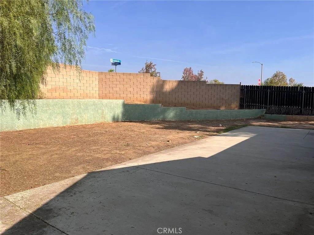 22862 Scotia, Moreno Valley, California 92557 home-pic-11