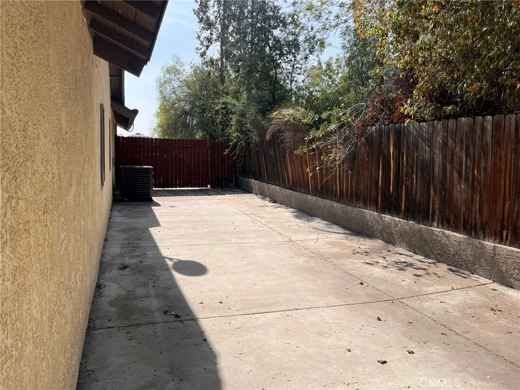 22862 Scotia, Moreno Valley, California 92557 home-pic-10