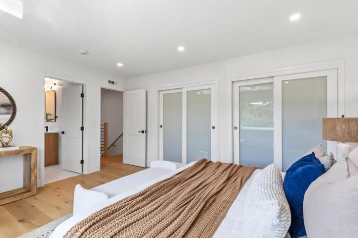 19522 Via Real Drive, Saratoga, California 95070