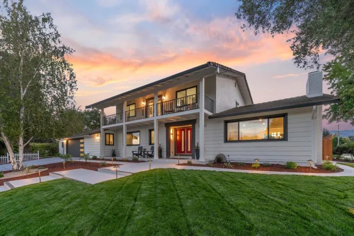 19522 Via Real Drive, Saratoga, California 95070