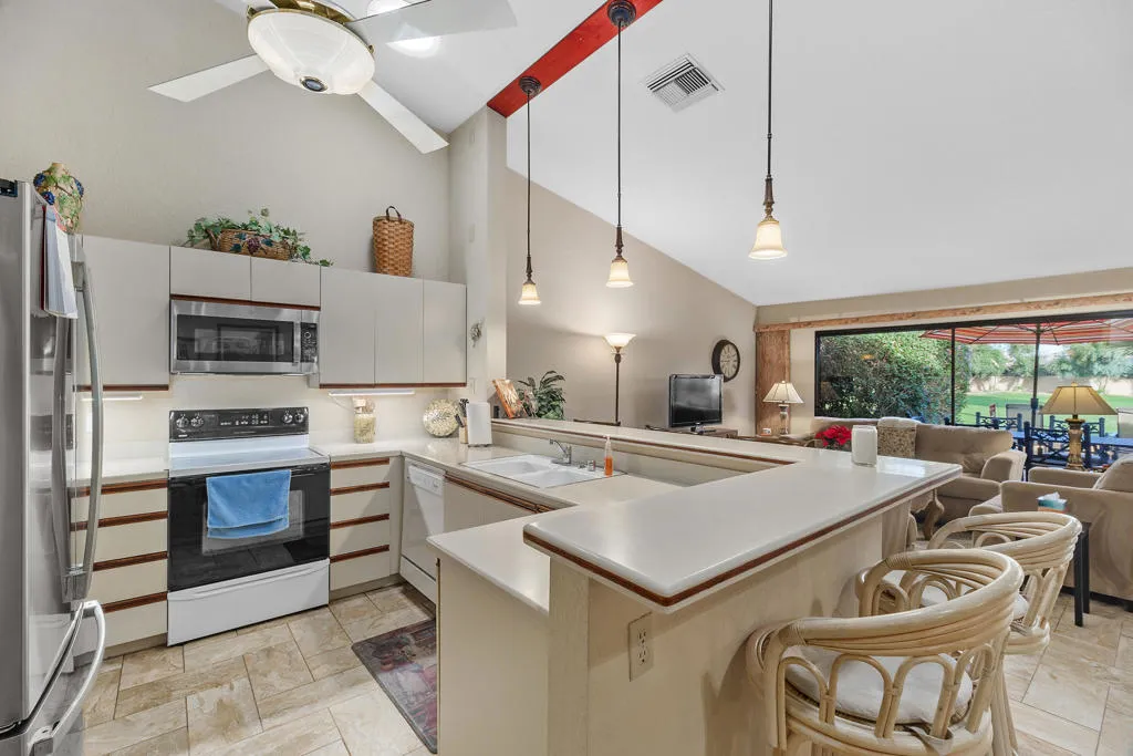 77620 Woodhaven Drive N, Palm Desert, California 92211 home-pic-9