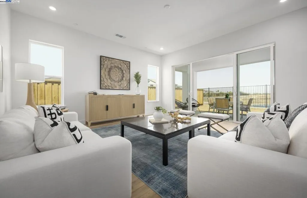 554 Lee Loop, Discovery Bay, California 94505 home-pic-15