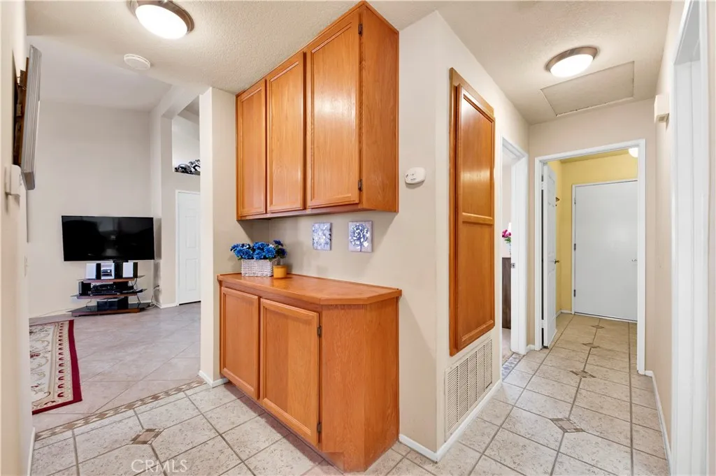 30276 Pebble Beach Drive, Menifee, California 92586 home-pic-12