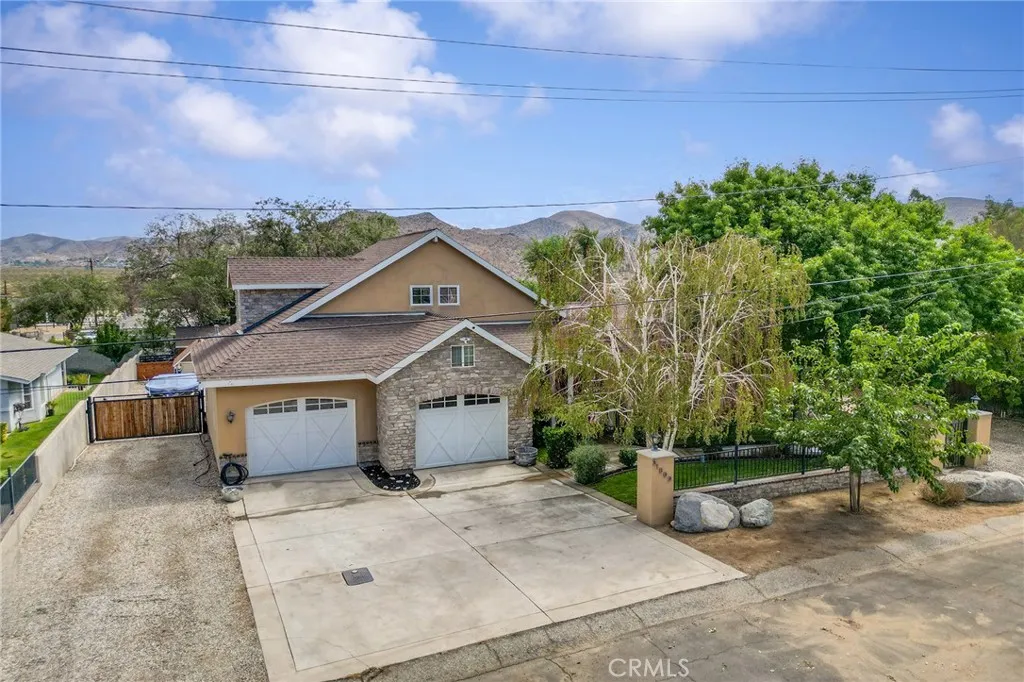31800 31800 3rd, Acton, California 93510 home-pic-1
