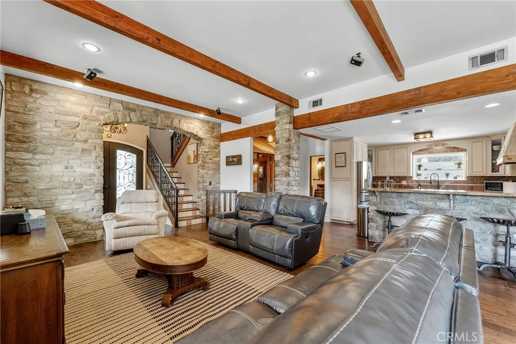 31800 31800 3rd, Acton, California 93510 home-pic-8