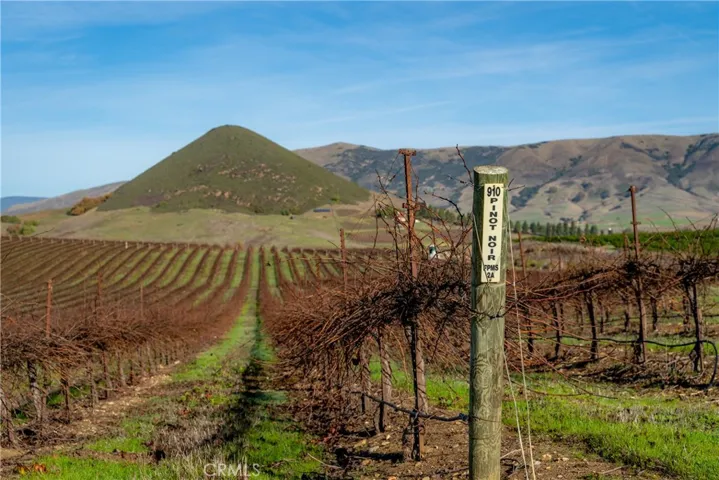 4910 Edna Road, San Luis Obispo, California 93401