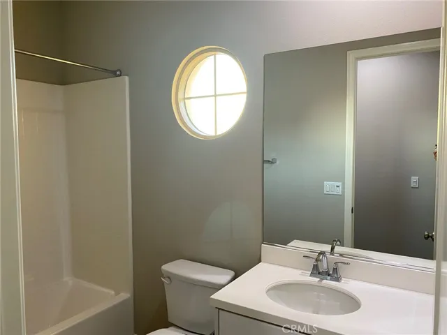 70 Strawberry Grove, Irvine, California 92620