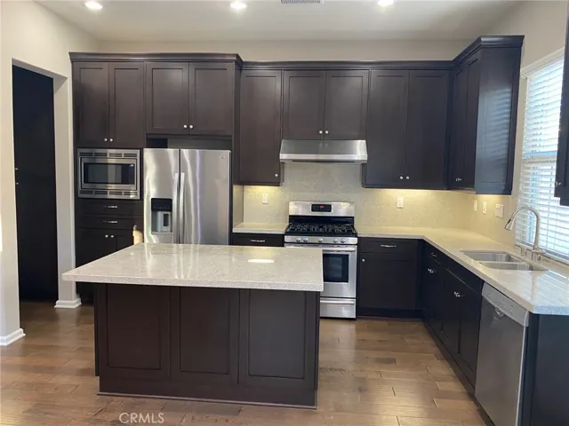 70 Strawberry Grove, Irvine, California 92620