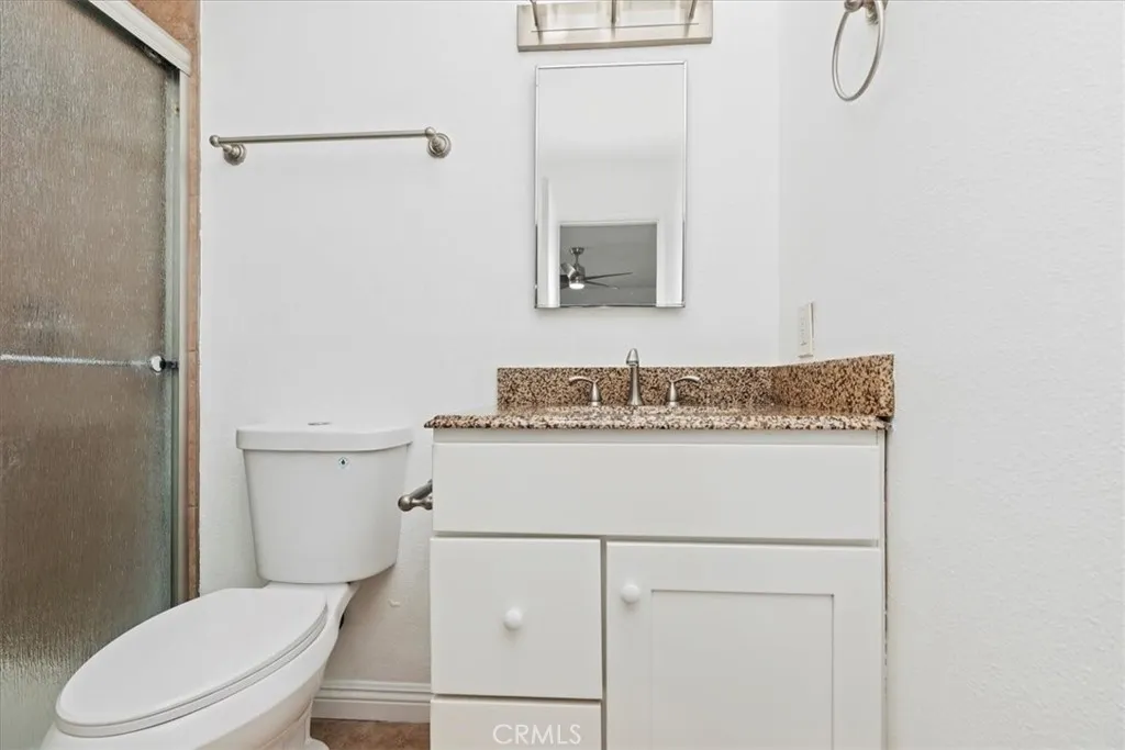 230 E Blaine, Riverside, California 92507 home-pic-34